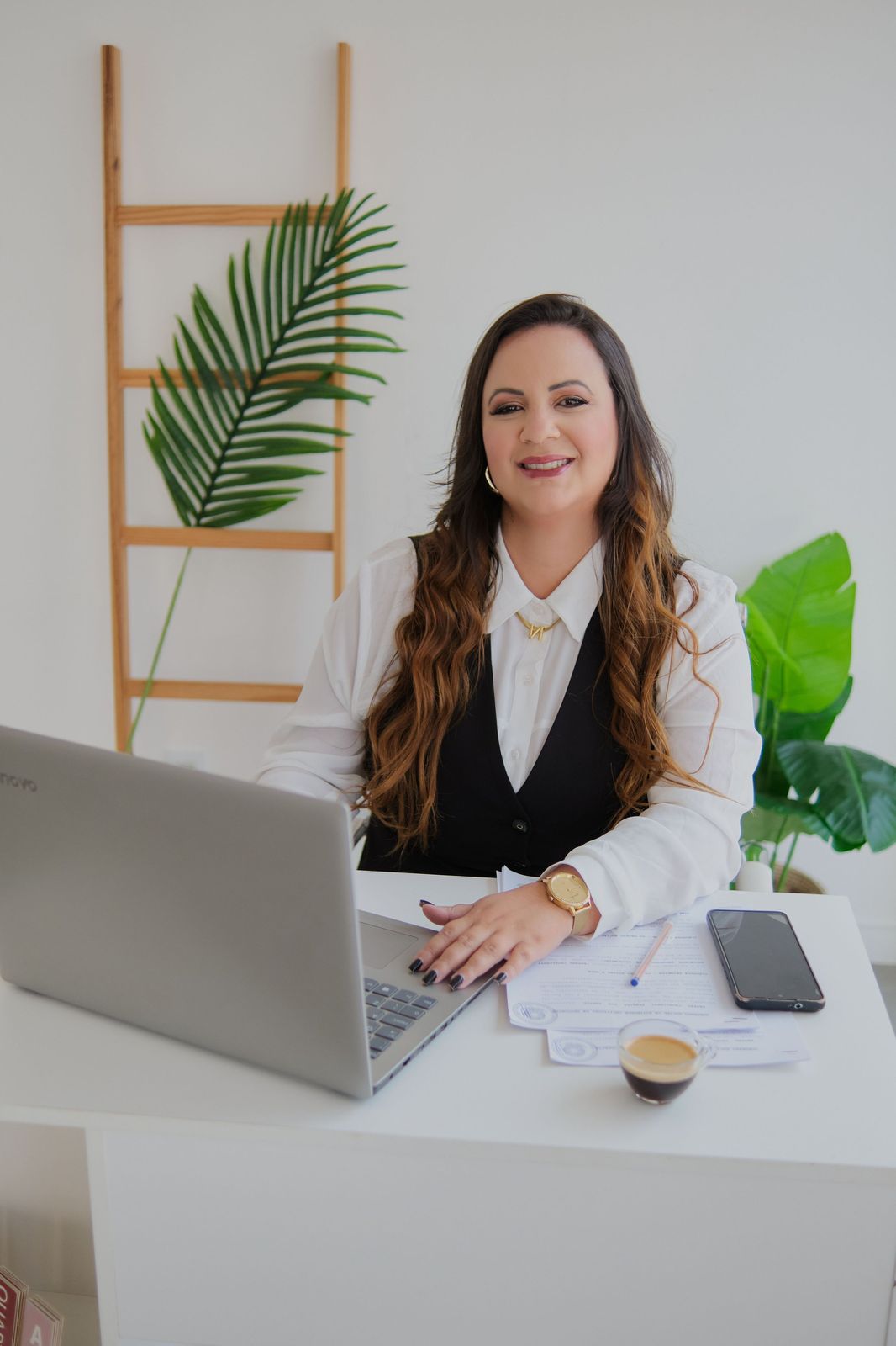 Dra. Nicole Augusta Alves Ferreira